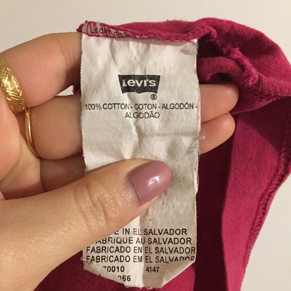 Levi’s Orlando Pink T-Shirt - Picture 3 of 4